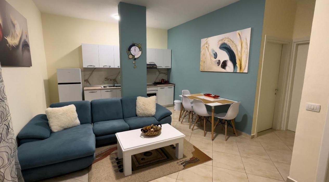 Villa Apartments S&F City Centre Tiran Dış mekan fotoğraf
